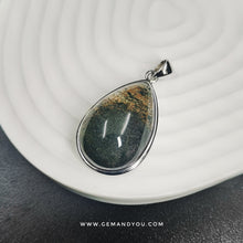 Load image into Gallery viewer, Green phantom quartz pendant 33mm*20mm*12mm