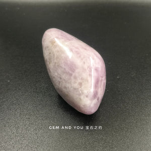 Kunzite Polished 73mm*44mm*41mm