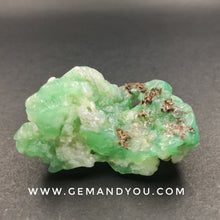 Load image into Gallery viewer, Chrysoprase Raw Mineral Specimen 56mm*39mm*24mm
