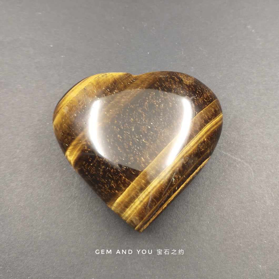 Yellow tiger eye stone hearts carving